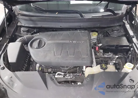 2019 Jeep Cherokee Limited 4X4 из США, поврежденный, VIN 1C4PJMDX1KD423465